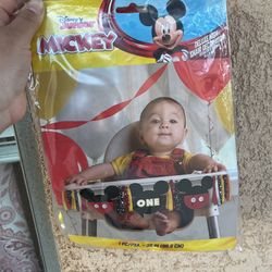 Mickey One chair decor