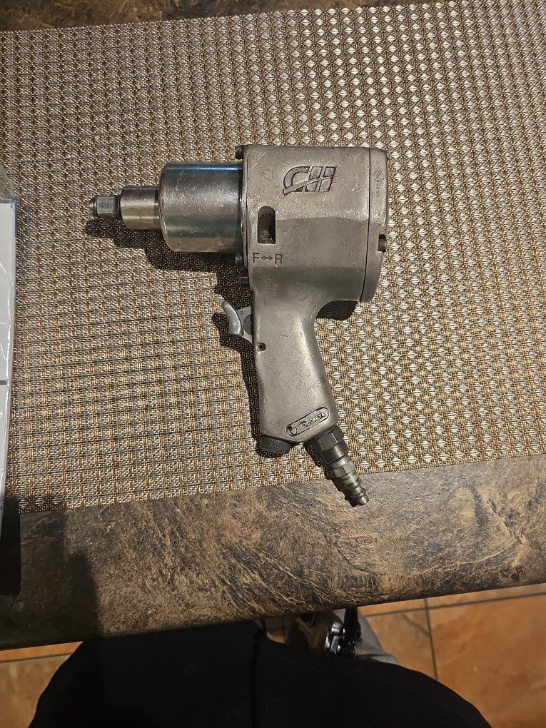 Campbell Hausfeld 1/2-inch Air Impact Wrench