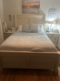 Queen Bedroom Set With Matching Nightstands