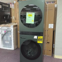 Stackable Washer And Dryer Gas  27” New Open Box 1 Year Warranty 