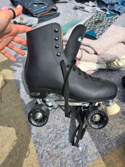 Mens roller skates