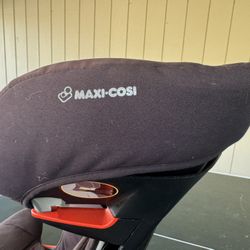 MaxiCosi Latch Booster Seat 