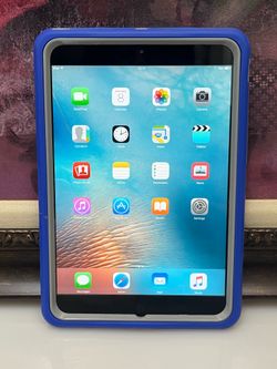 Apple iPad Mini 1st Gen Black A1432 16GB Tablet 7.9” iOS 9.3.5 w/ Case - $25