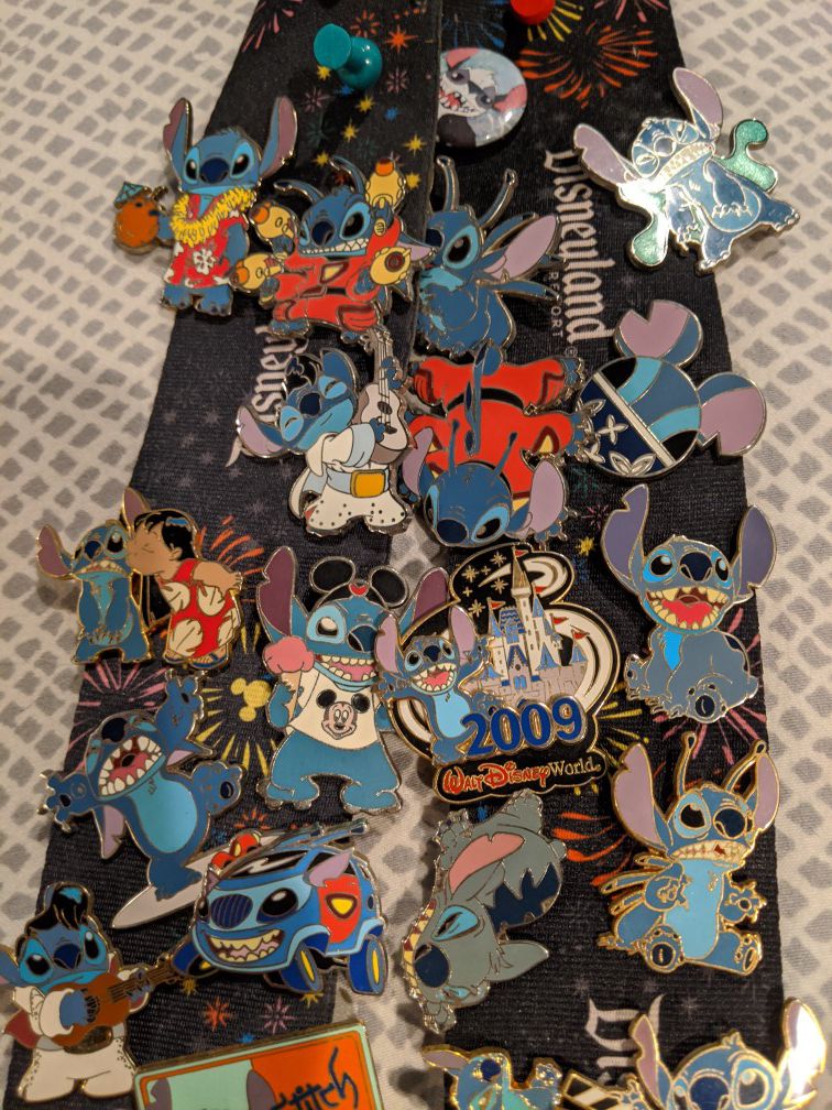 Lot of stitch pins -all official Disney pins