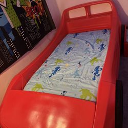Twin Race Car Bed Frame With Toy Chest