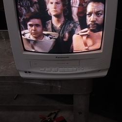 14" Panasonic CRT VCR Combo 