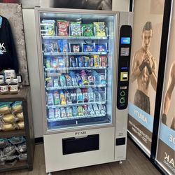 AMS350 Drinks & Snacks Combo Machine With Credit Card Reader 