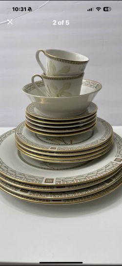Royal Doulton 15 Pieces Set