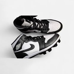 Air Jordan 1 Mid Cleats Size 11.5 Black White Worn Once
