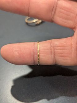 Dainty 10kt ring