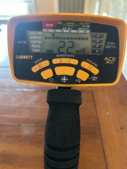 Garrett Ace 300 professional metal detector