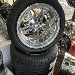 17x11.  INTRO WHEEL  5x5.   CHEVY.  