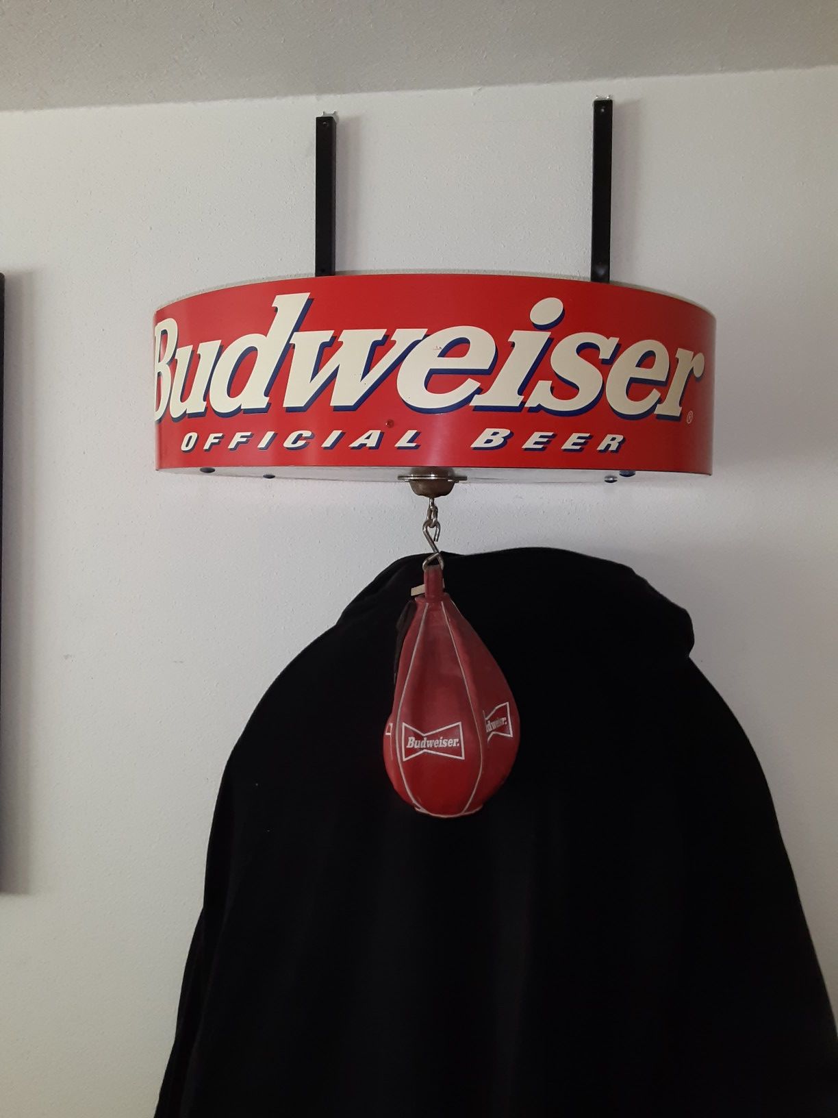 Budweiser punching bag boxing beer collectable RARE!!!