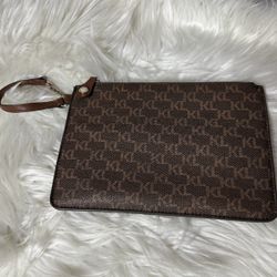 EUC Karl Lagerfeld Paris SLG Wristlet Clutch