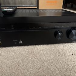 Sony STR-DH750 Receiver -Sony SS-MF750H Tower Speakers