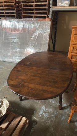 Dining room table