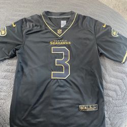 Black & Gold Seahawks Russell Wilson Jersey for Sale in Graham, WA - OfferUp
