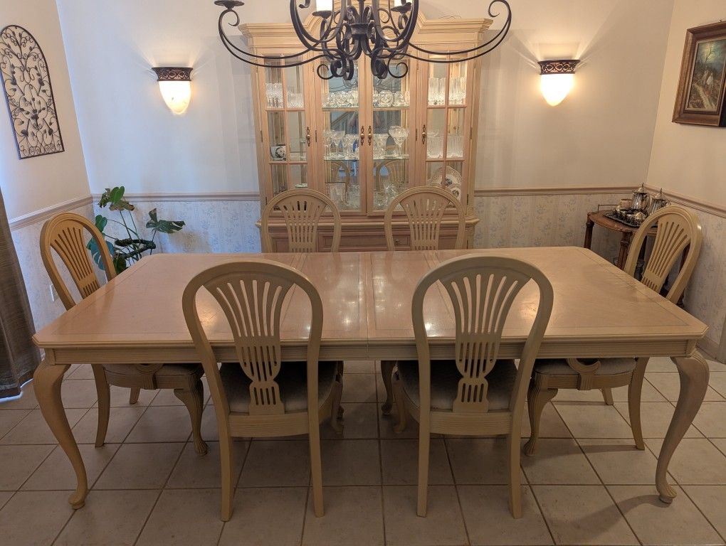 Dining Room Set
