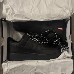 black supreme air force 1’s
