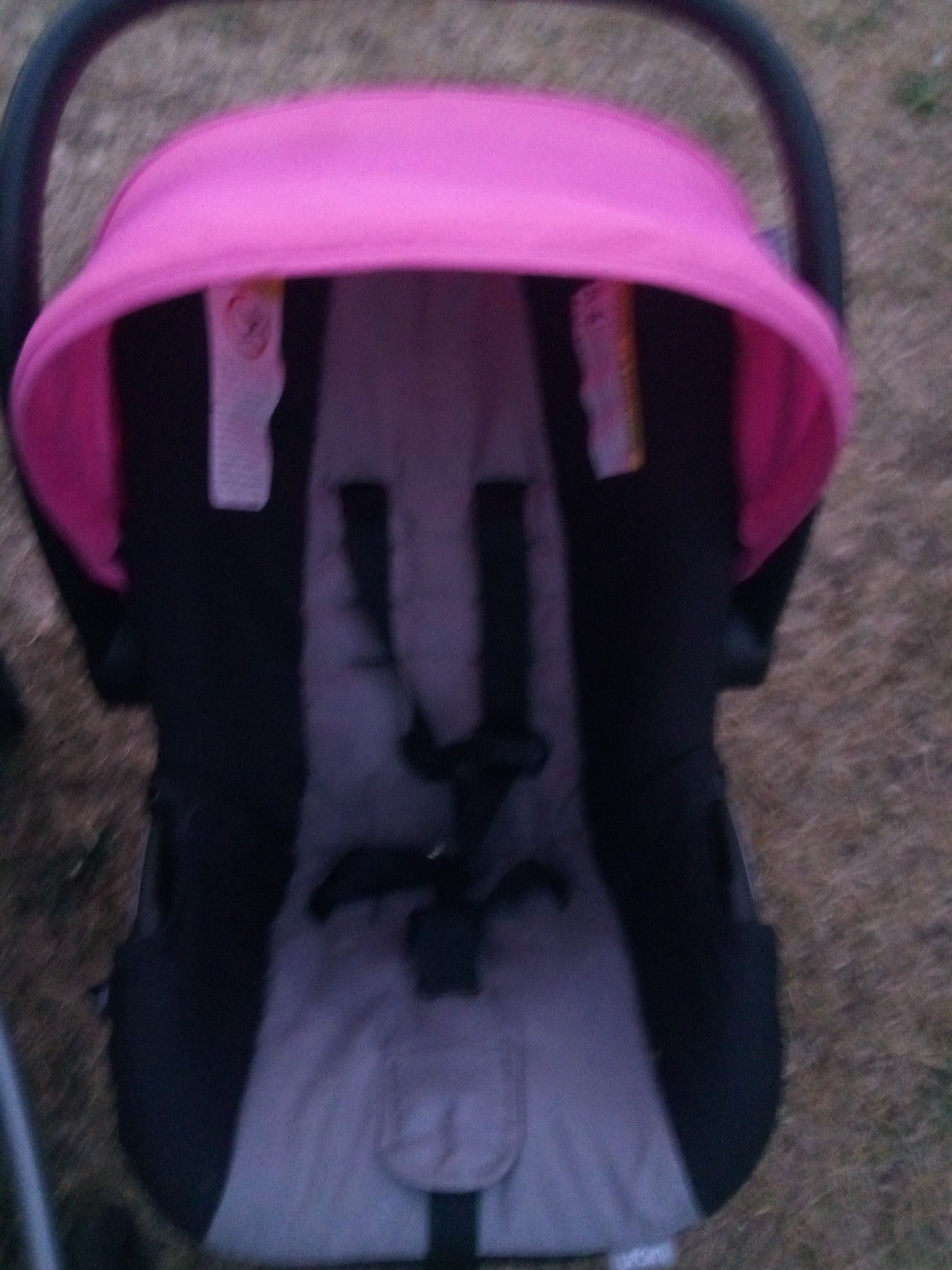 Urbini car seat/stroller combo for Sale in Graham, WA OfferUp