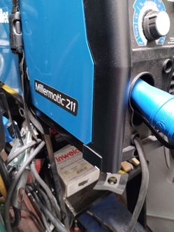 Welder, Millermatic 211, cart, gas, accessories