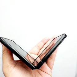 Samsung Galaxy Flip 3