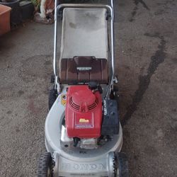 Honda HR214 Push Lawnmower 