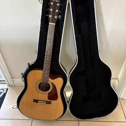 Fender Acoustic Guitar with Hard Case - Mint