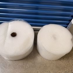 2 roll of bubble wraps $30