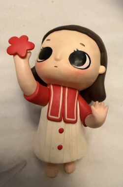 Nyota Autumn Glow Official Pop Mart