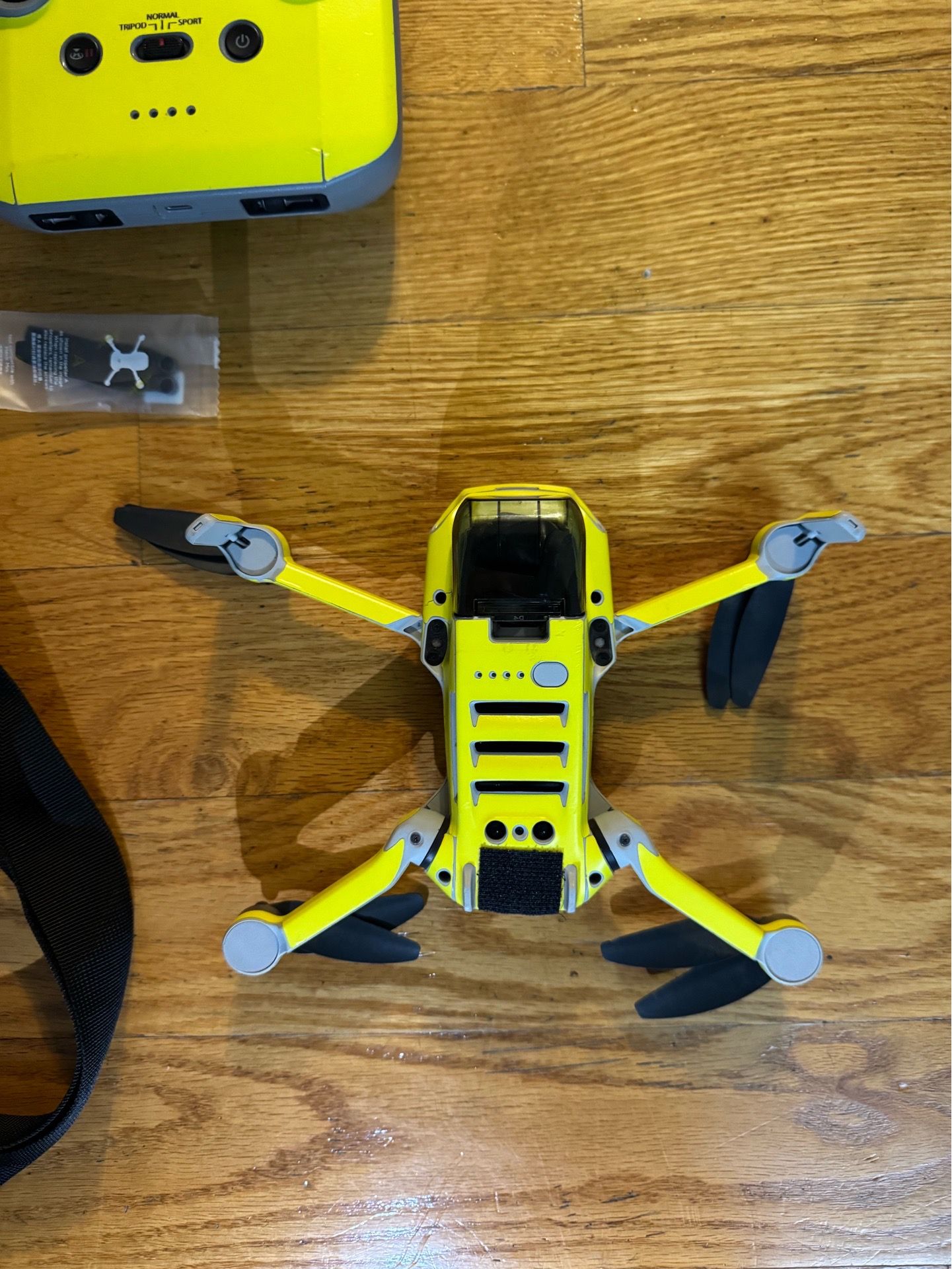 DJI mini 4K with fly more battery pack case and controller