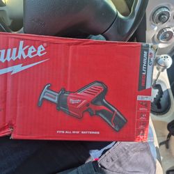 Milwaukee M12 Hackzall Kit 