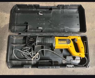 DEWALT Reciprocating Saw