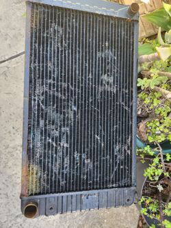 OEM 1968 Oldsmobile Cutlass Supreme Copper/Brass Radiator - Small Block V8 Core