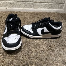Boys Nike Size 4.5