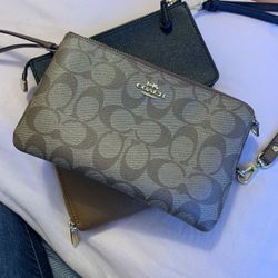 Coach wallet/mini purse