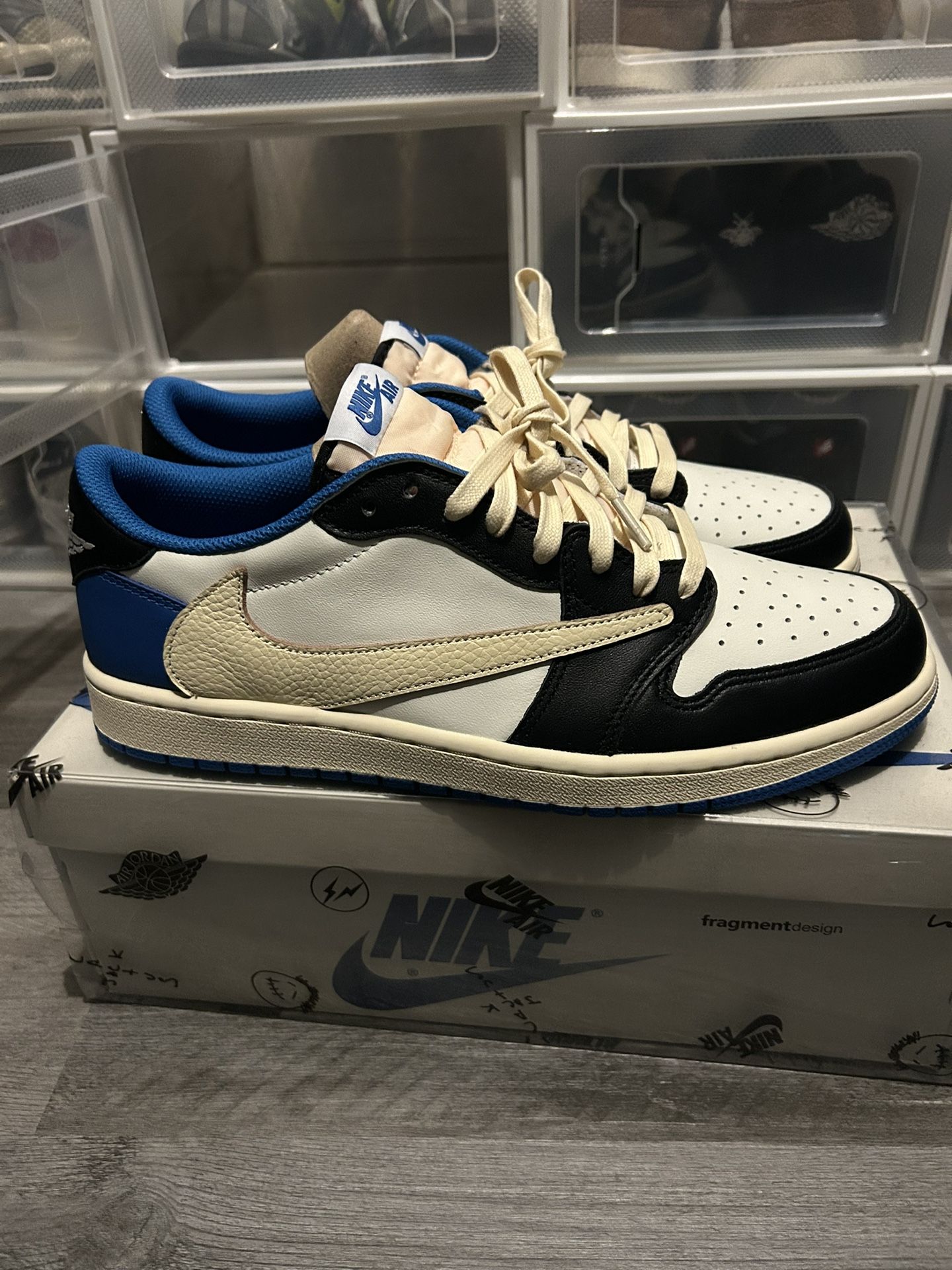Travis Scott Low Fragments DS With Box Size 11.5