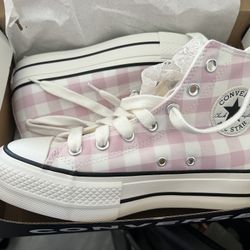 Pink  Converse