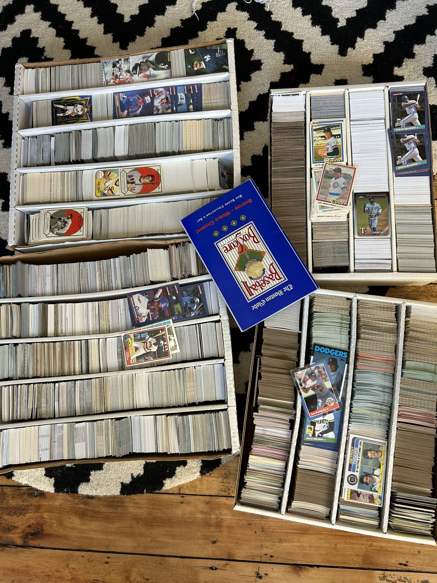 THOUSANDS THOUSANDS SPORTS CARDS Lot