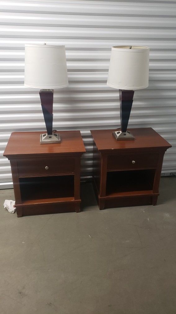 End Tables / Nightstands