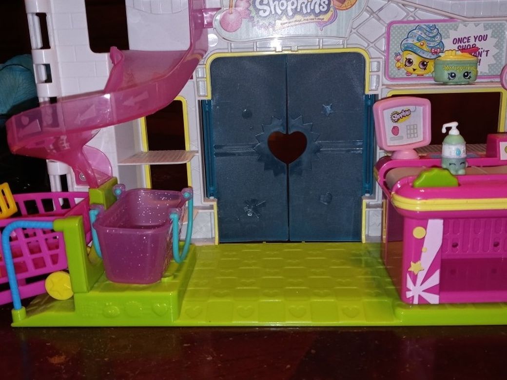 Shopkins Small Mart Super Market Playset