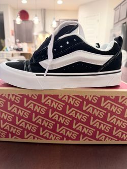 VANS KNU SKOOL