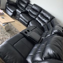 BLACK SECTIONAL 3 PIECE COUCH 