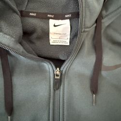 Nike Large Sweater 