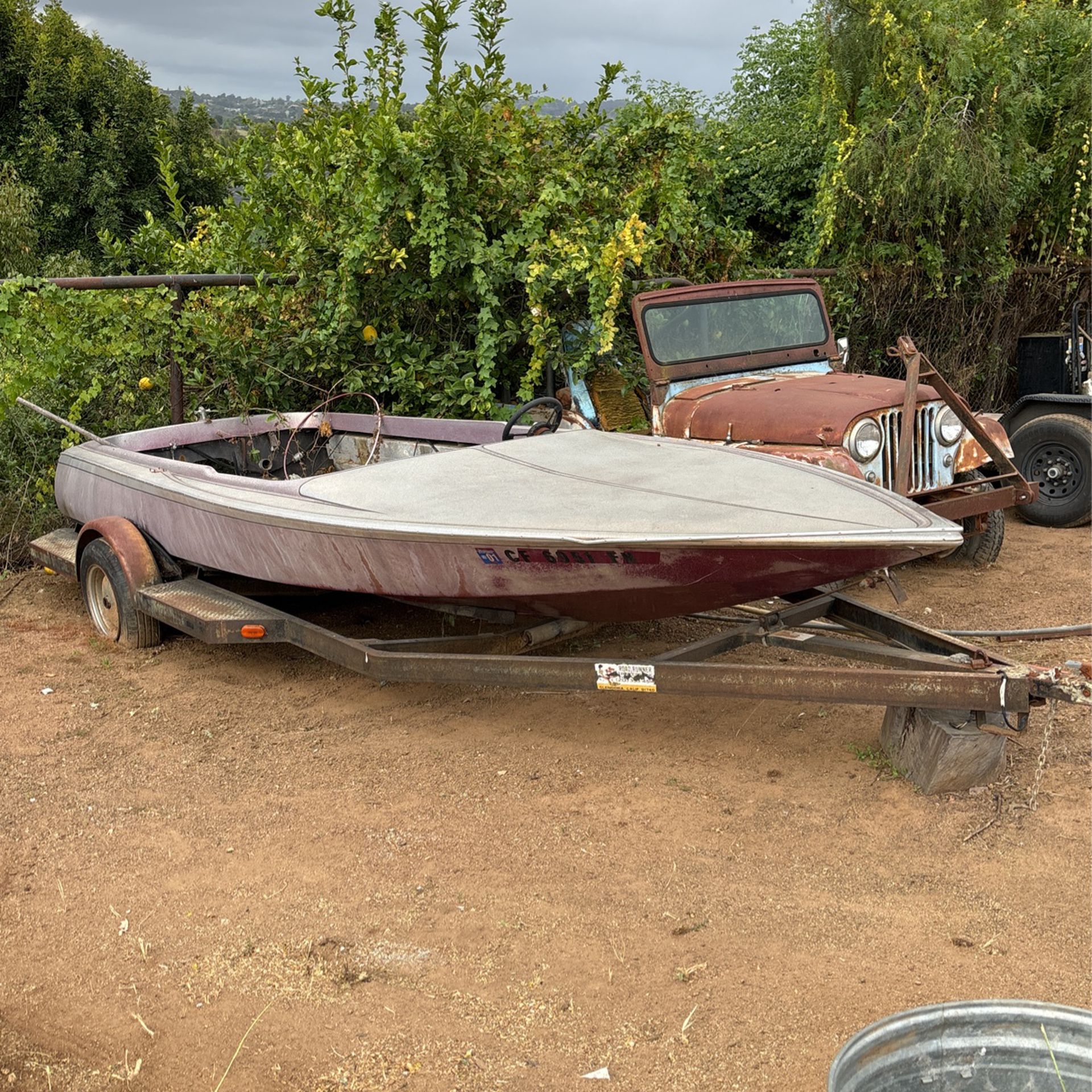 Free Jet Boat And Single Axle Trailer 