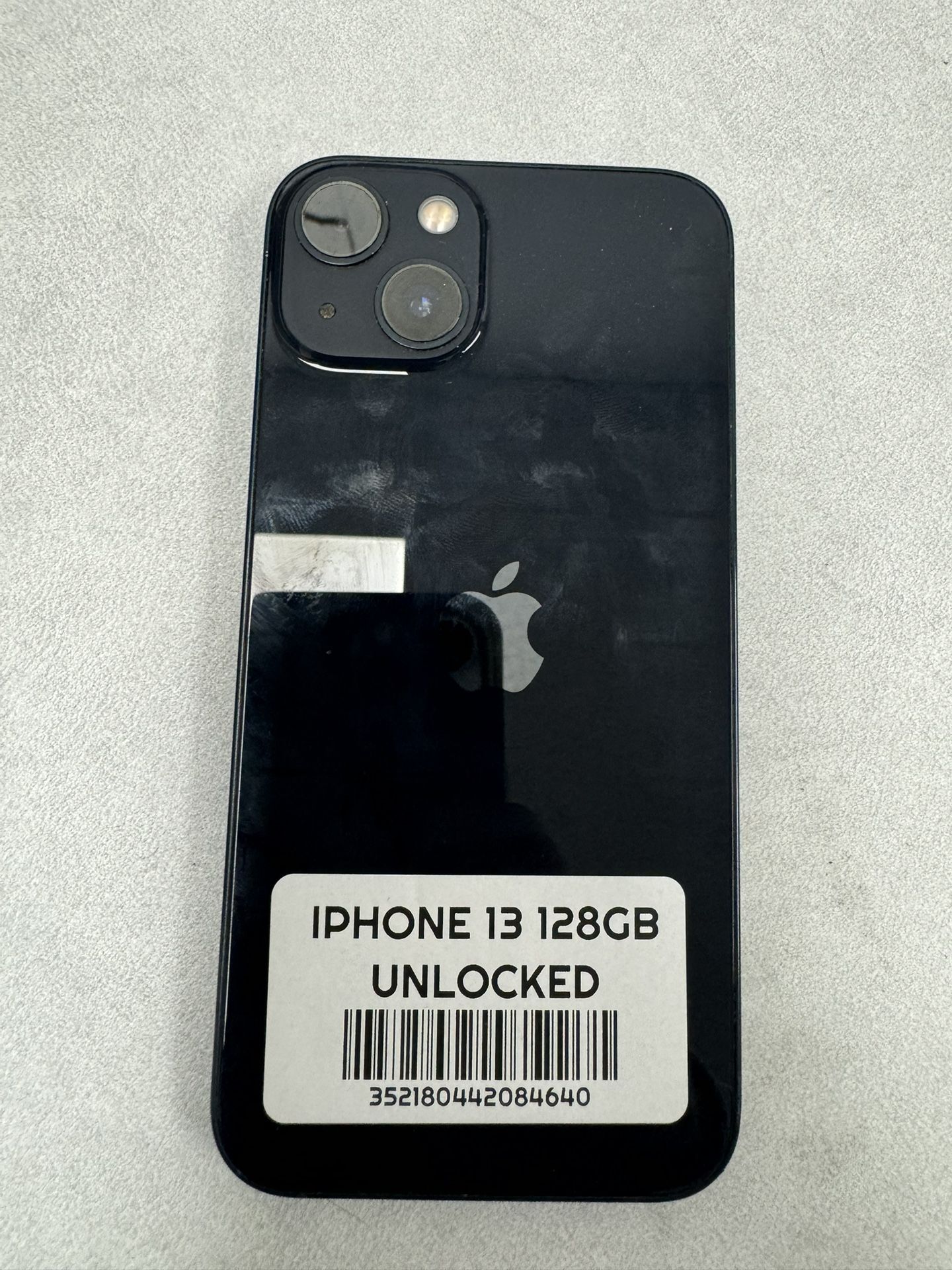 iPhone 13 128GB UNLOCKED
