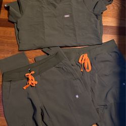 Women’s FIGS Scrubs