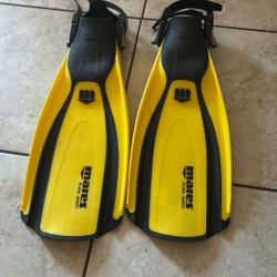 Mares Diving Fins good condition 