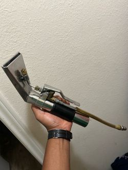 Upholstery wand
