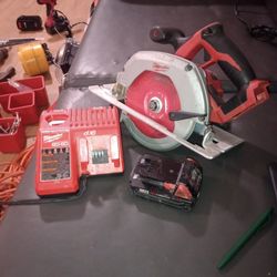 Milwaukee Circular 61/2 inch Saw